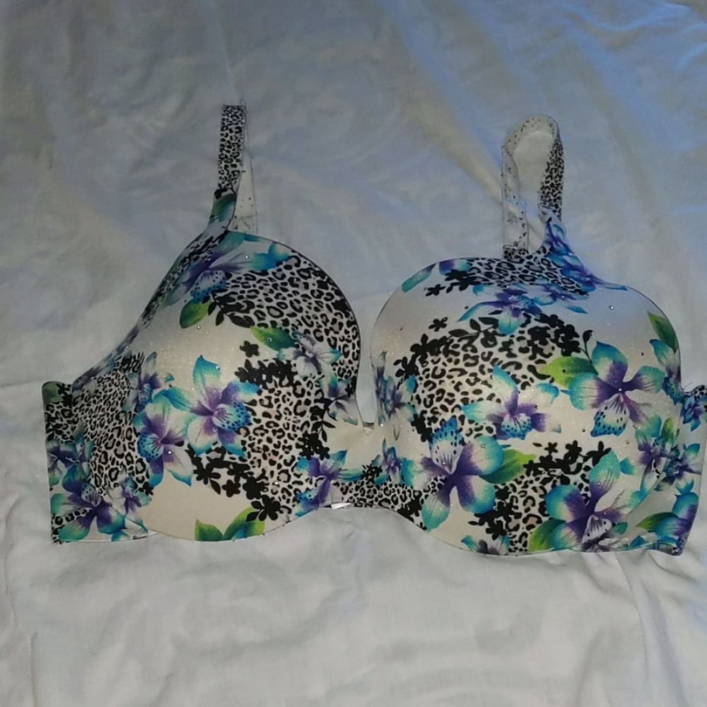 Victoria Secret bra